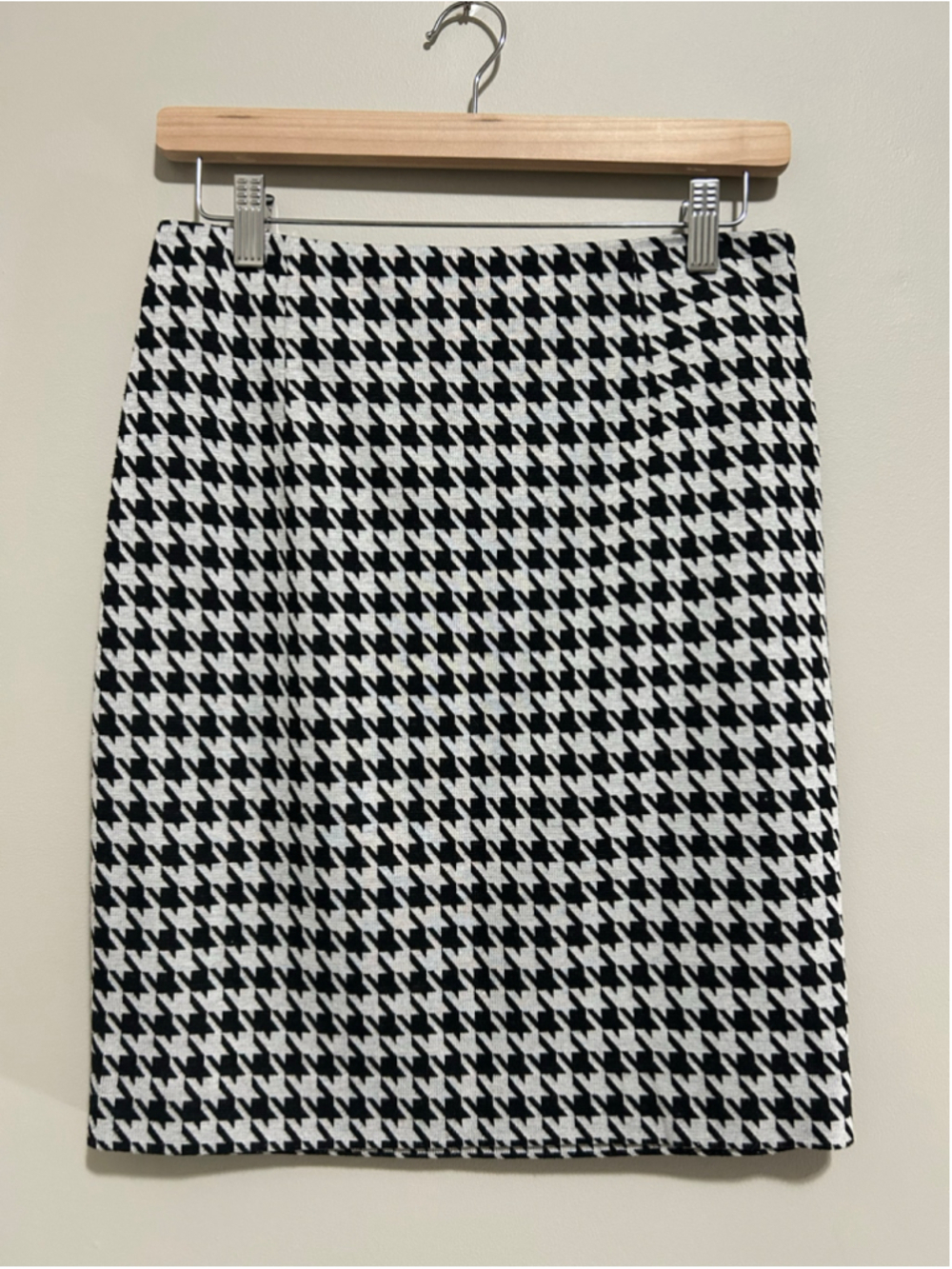 Wilfred Houndstooth Pencil Skirt Size 2 Black and White